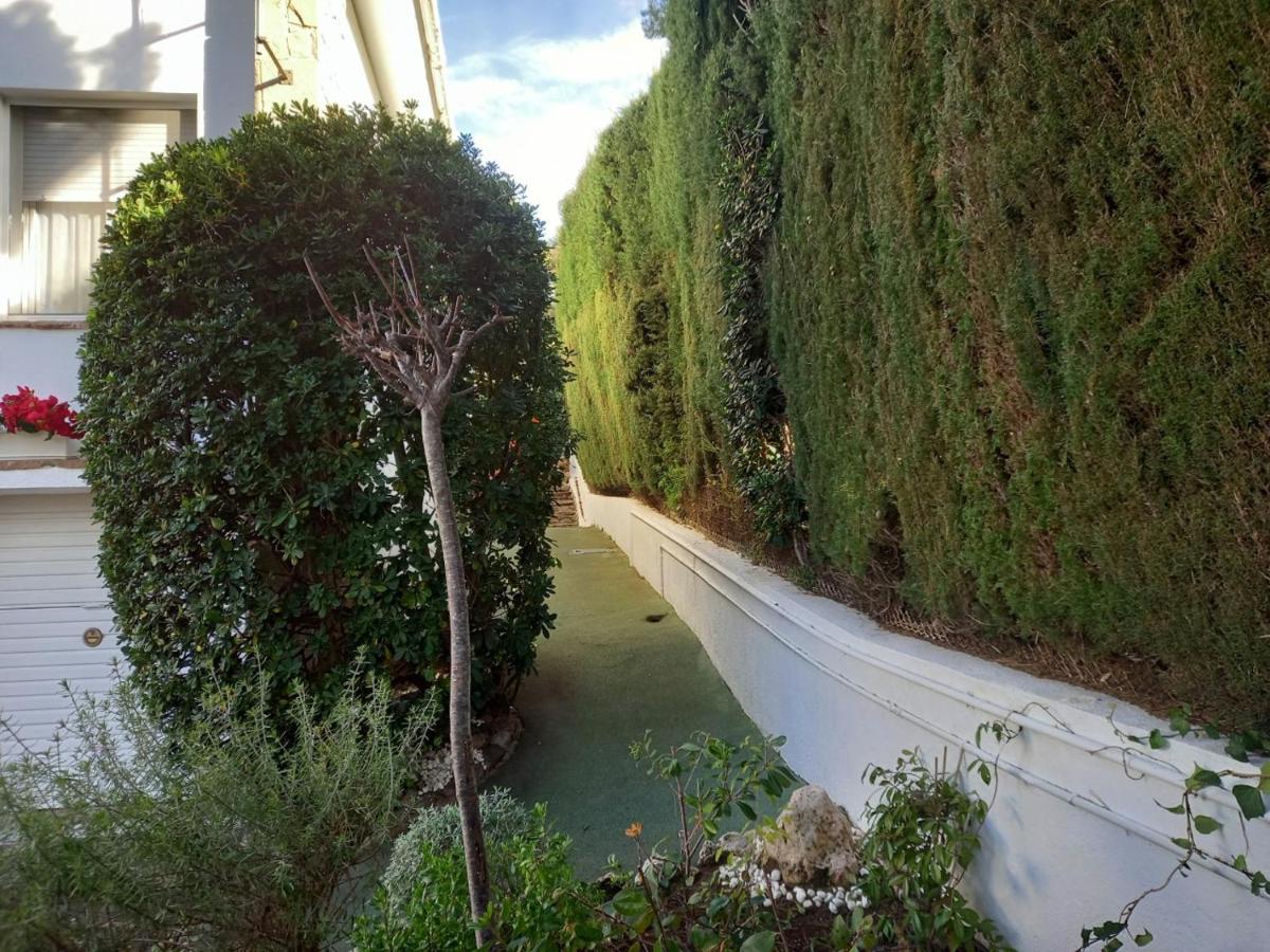 Casa Acogedora Familiar Con Piscina Palleja Bagian luar foto