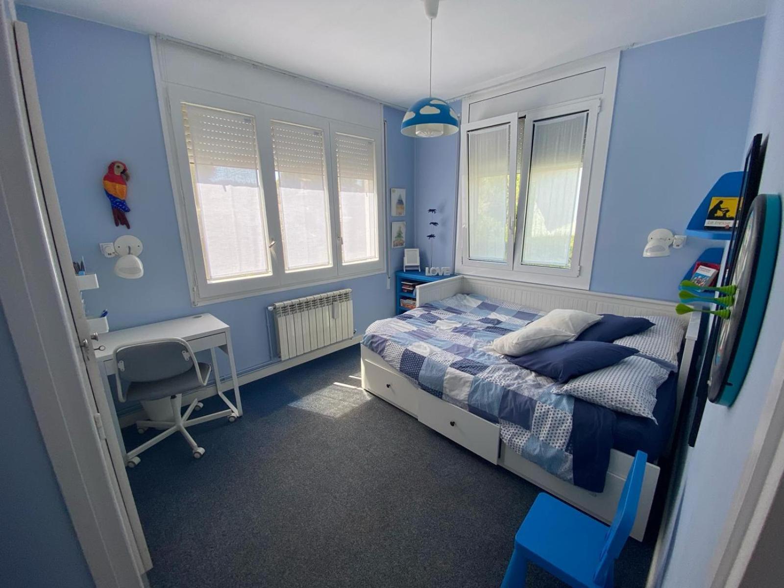 Casa Acogedora Familiar Con Piscina Palleja Bagian luar foto