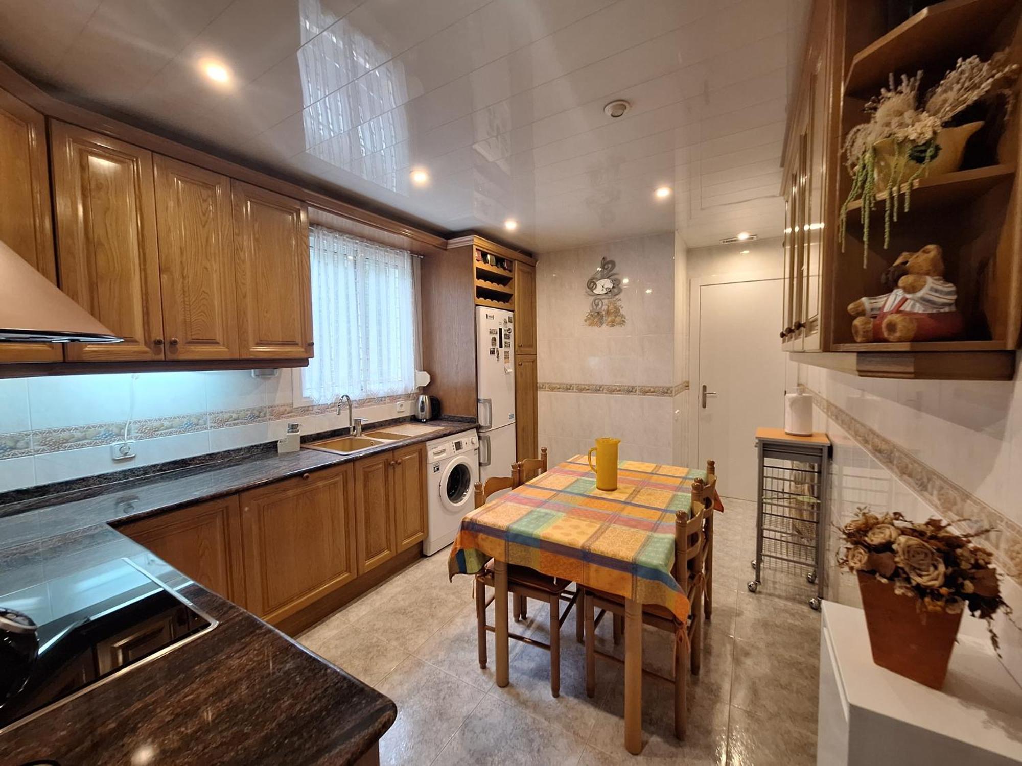Casa Acogedora Familiar Con Piscina Palleja Bagian luar foto