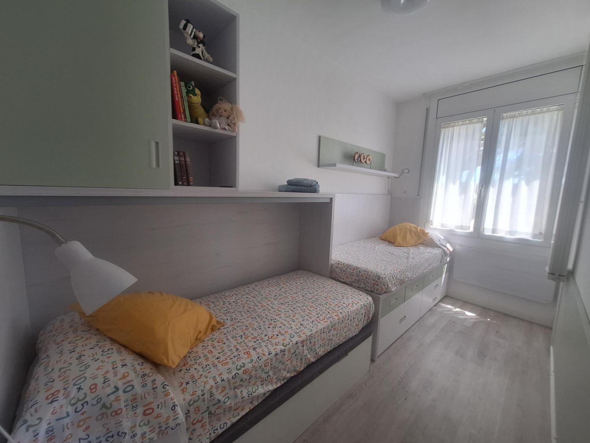 Casa Acogedora Familiar Con Piscina Palleja Bagian luar foto